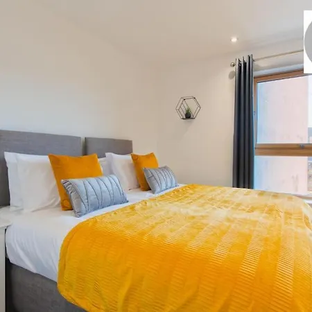 ✪leisure Stay✪relocation Or Business Stay✪1bed - Free Secure Parking Space *