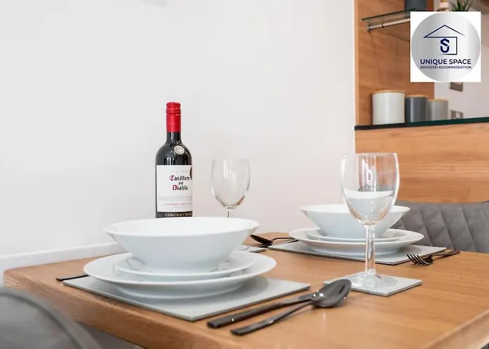 ✪leisure Stay✪relocation Or Business Stay✪1bed - Free Secure Parking Space Leeds (West Yorkshire)