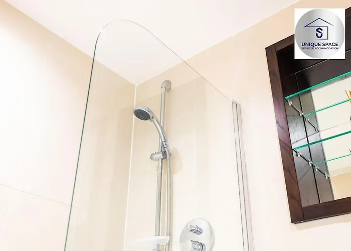 ✪leisure Stay✪relocation Or Business Stay✪1bed - Free Secure Parking Space