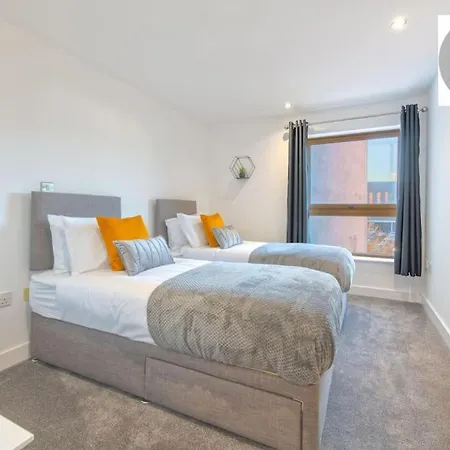 ✪leisure Stay✪relocation Or Business Stay✪1bed - Free Secure Parking Space شقة ليدز