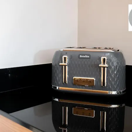 ✪leisure Stay✪relocation Or Business Stay✪1bed - Free Secure Parking Space Leeds (West Yorkshire)